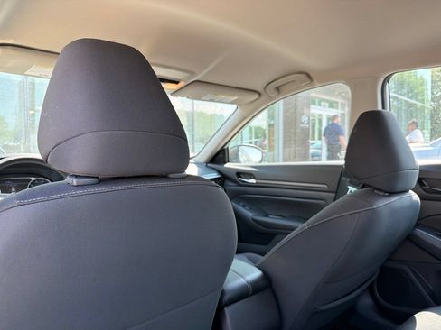 Used 2025 Nissan Altima 2.5 SV FWD image 27