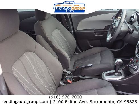 Used 2019 Chevrolet Sonic LT w/ Convenience Package image 15