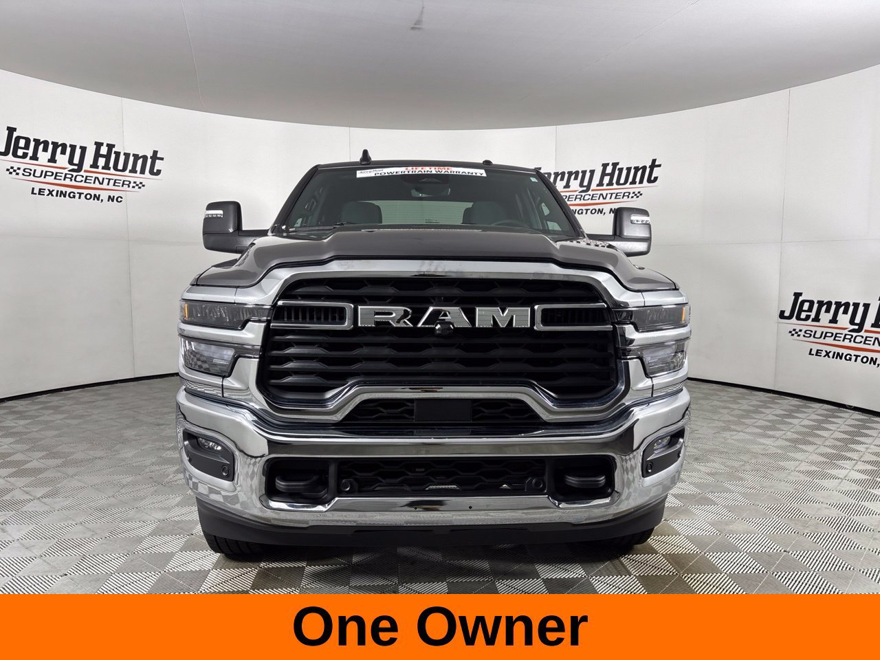 Used 2026 RAM 2500 Big Horn AWD/4WD image 3