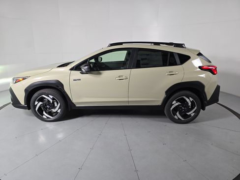 New 2026 Subaru Crosstrek 2.5i Limited w/ Crosstrek Mirror Package AWD/4WD image 2
