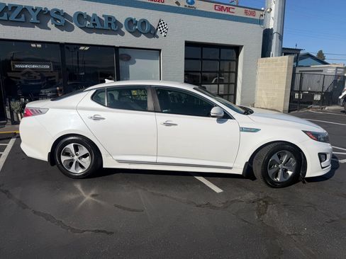 Used 2015 Kia Optima LX w/ Hybrid Convenience Package FWD image 2