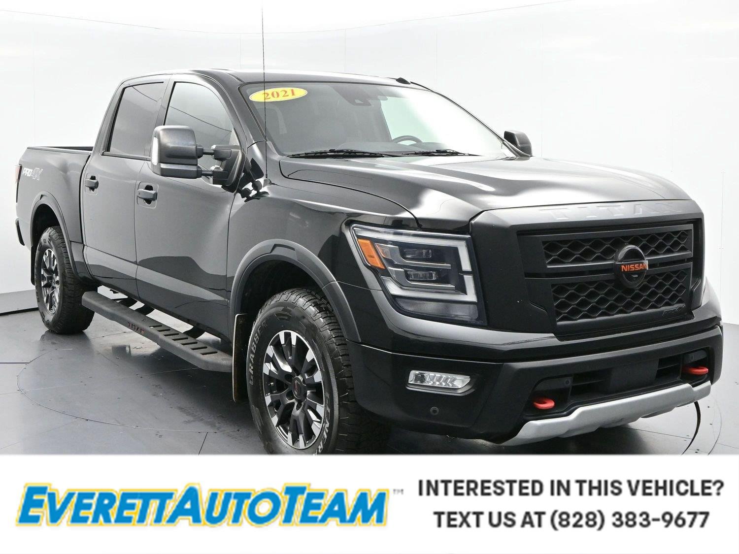 Used 2021 Nissan Titan PRO-4X w/ Pro-4x Convenience Package AWD/4WD image 1