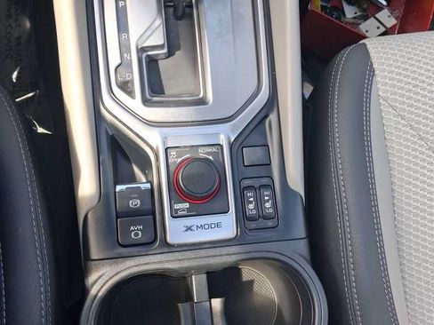 Used 2023 Subaru Forester Premium AWD/4WD image 41