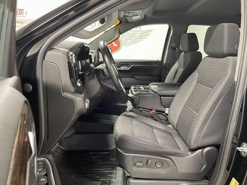 Used 2023 GMC Sierra 1500 Elevation w/ LPO, Elevation Black Package AWD/4WD image 11