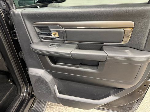 Used 2015 RAM 1500 Sport w/ Black Ram 1500 Sport Group AWD/4WD image 14