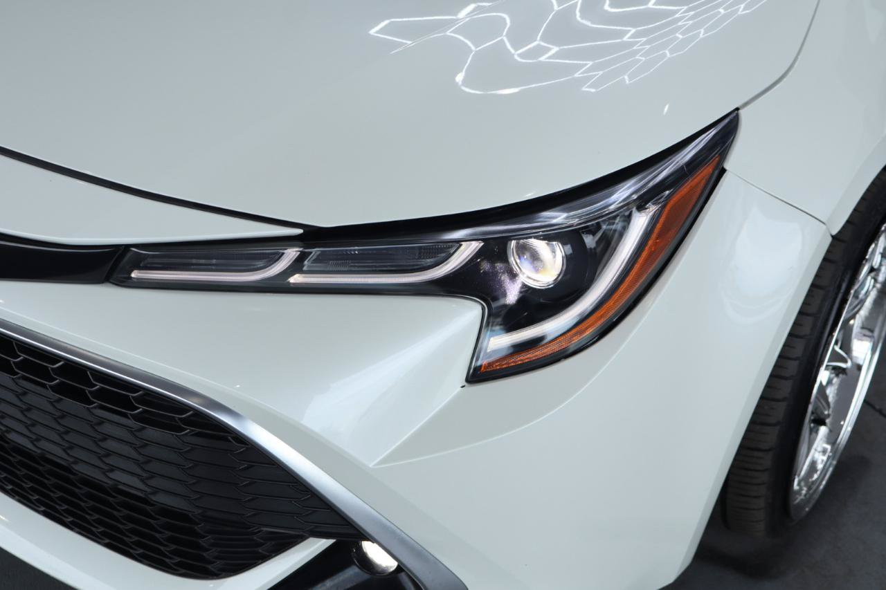 Used 2020 Toyota Corolla XSE FWD image 16