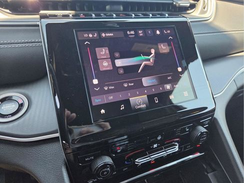 New 2026 Jeep Grand Cherokee Laredo X RWD image 6
