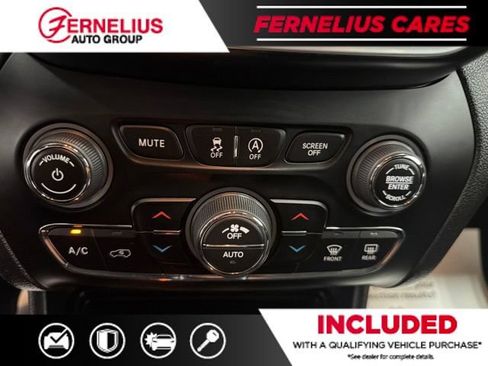 Used 2021 Jeep Cherokee Latitude Lux 80th Anniv w/ Quick Order Package 26U 80TH AWD/4WD image 40