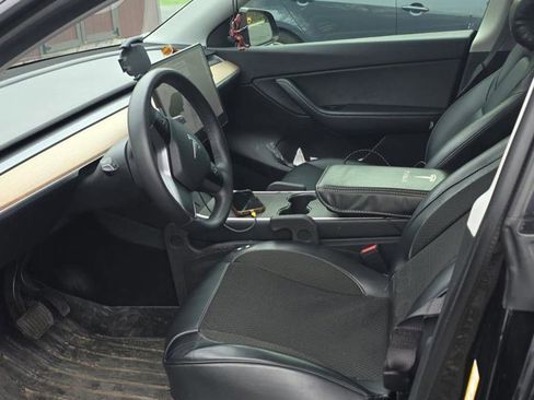 Used 2021 Tesla Model Y Long Range AWD/4WD image 3
