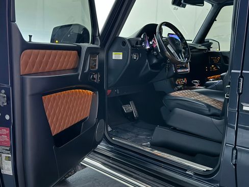 Used 2014 Mercedes-Benz G 63 AMG 4MATIC image 16