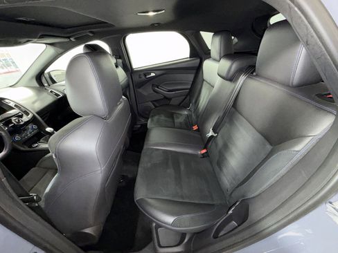 Used 2016 Ford Focus RS image 25