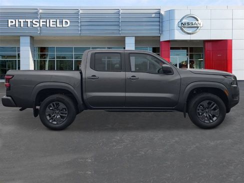 New 2026 Nissan Frontier SV w/ SV Convenience Package image 2