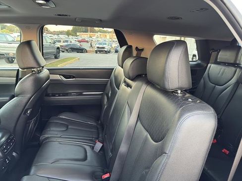 Used 2022 Hyundai Palisade SEL w/ 8P Bench Seat Package image 16