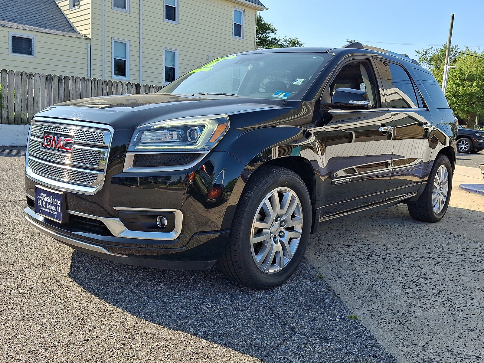 Used 2016 GMC Acadia Denali AWD/4WD image 3