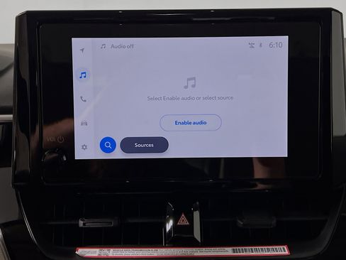 Used 2025 Toyota Corolla LE image 26