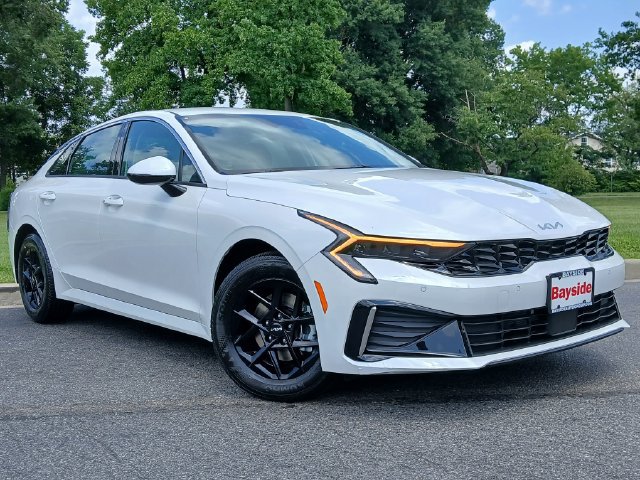 New 2026 Kia K5 LXS FWD image 2