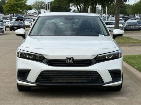 Used 2022 Honda Civic EX image 7