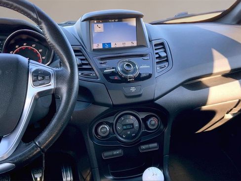 Used 2016 Ford Fiesta ST image 6