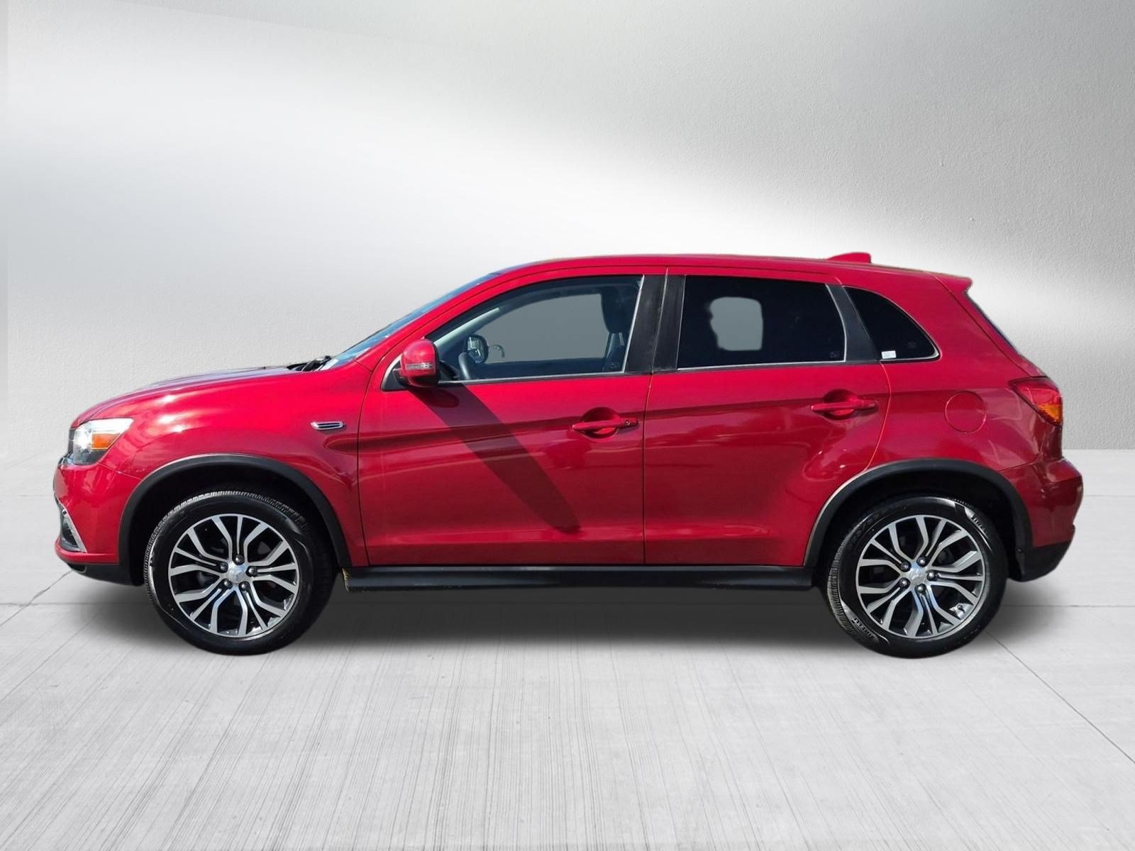 Used 2019 Mitsubishi Outlander Sport ES FWD image 2