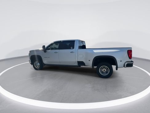 Used 2022 Chevrolet Silverado 3500 High Country image 6