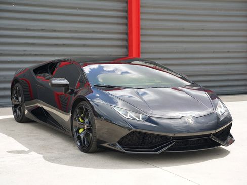 Used 2016 Lamborghini Huracan LP 610-4 image 7