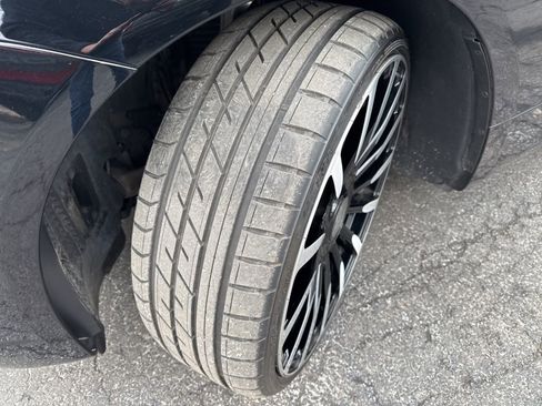 Used 2018 Rolls-Royce Dawn image 71