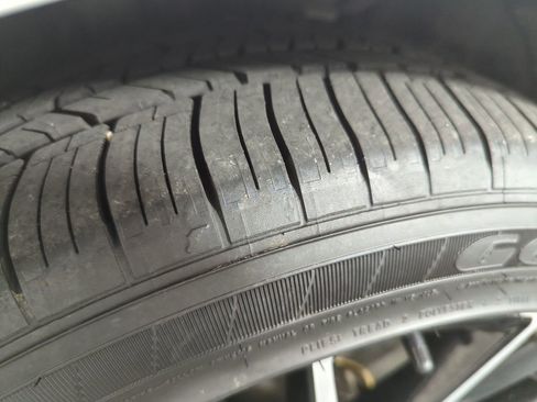 Used 2021 Toyota Camry SE image 22