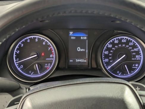Used 2023 Toyota Camry SE image 17