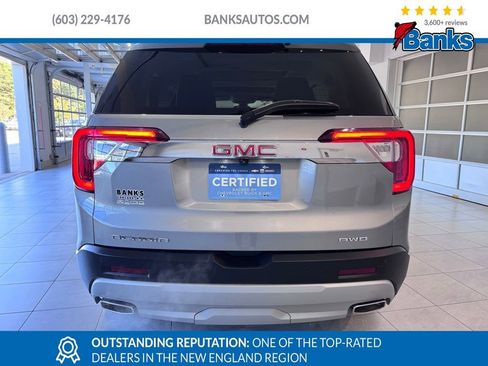 Certified 2023 GMC Acadia SLT w/ Preferred Package image 7