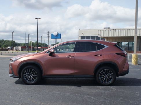 Used 2025 Lexus NX 350h AWD w/ Cold Area Package image 13