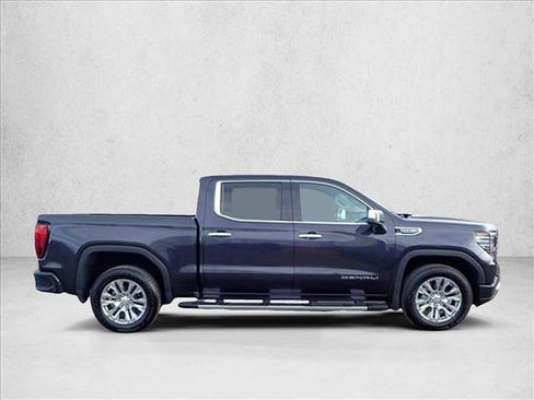 Used 2022 GMC Sierra 1500 Denali image 5