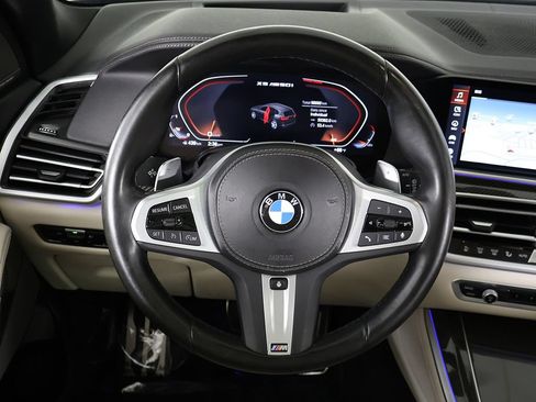 Used 2022 BMW X5 M50i AWD/4WD image 47