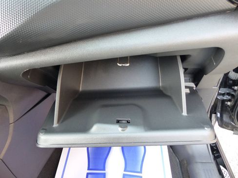 Used 2024 Nissan Kicks S FWD image 41