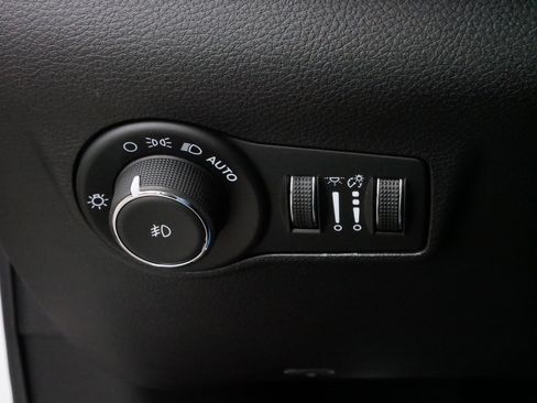 Used 2024 Jeep Compass Trailhawk image 27