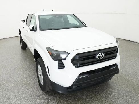 New 2026 Toyota Tacoma SR5 image 32