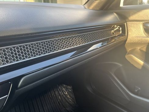 Used 2024 Honda Civic Sport image 13