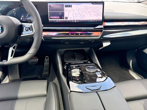 New 2027 BMW 530i w/ M Sport Package RWD image 19