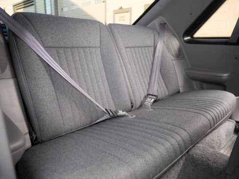Used 1993 Ford Mustang Cobra RWD image 36