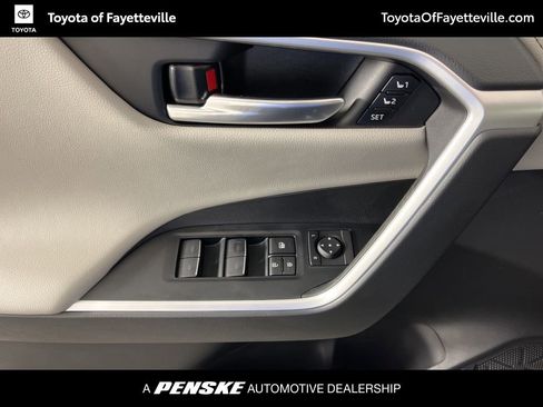 New 2025 Toyota RAV4 Limited image 28