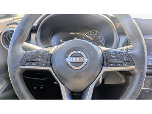 Used 2023 Nissan Kicks SV image 19