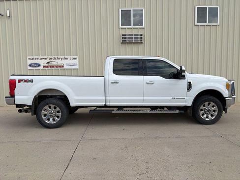 Used 2017 Ford F350 Lariat w/ Chrome Package AWD/4WD image 1