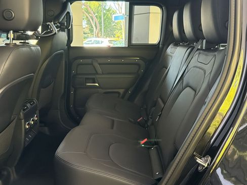 New 2026 Land Rover Defender 130 X-Dynamic SE AWD/4WD image 15