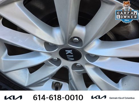 Used 2020 Kia Sorento LX FWD image 12