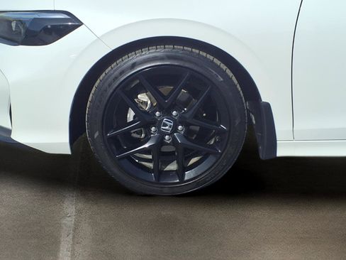 Certified 2025 Honda Civic Sport image 10