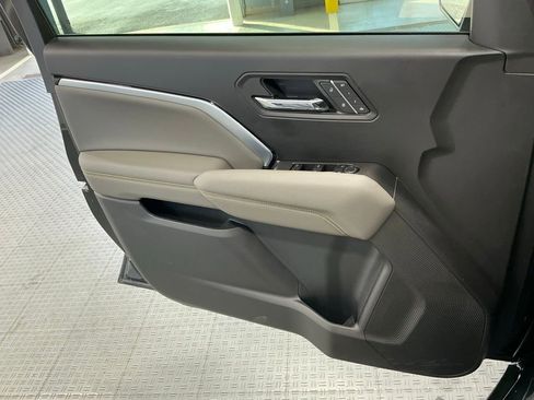 Used 2026 Chevrolet Colorado ZR2 w/ Technology Package image 52