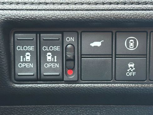 Used 2023 Honda Odyssey Sport image 27