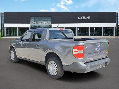 Used 2022 Ford Maverick XL FWD image 3