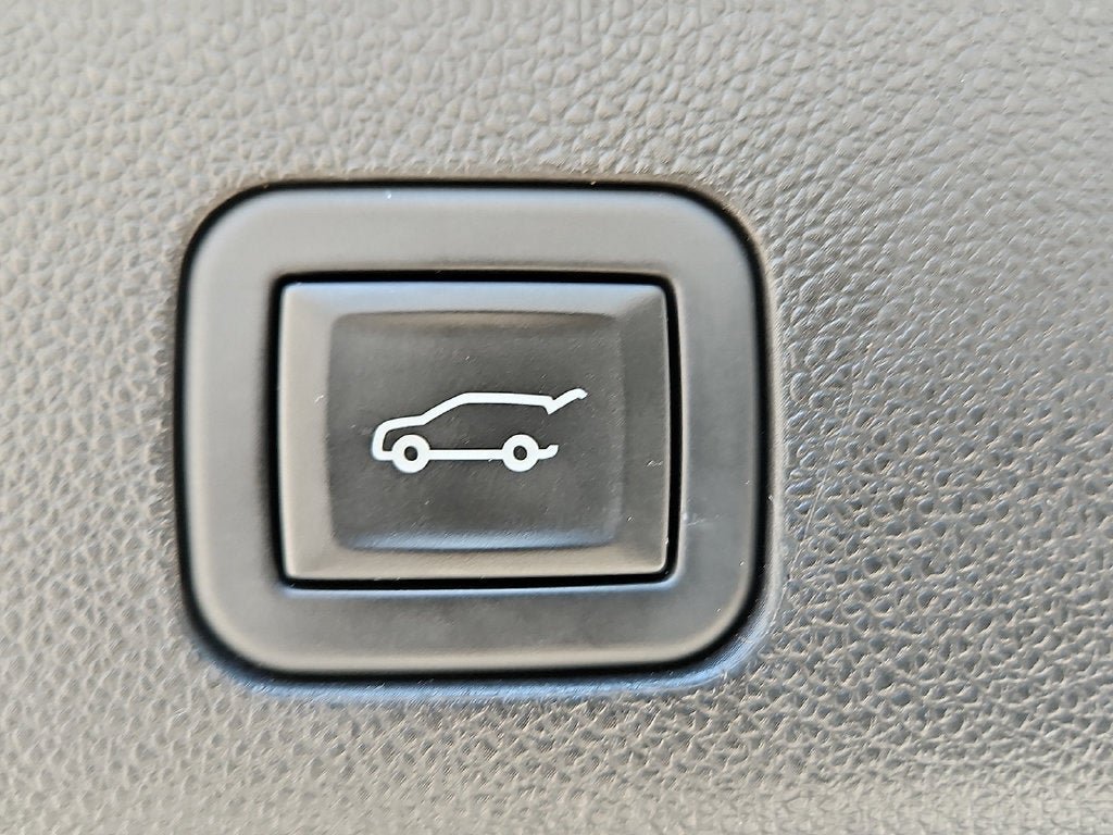 Certified 2023 GMC Yukon SLT AWD/4WD image 31