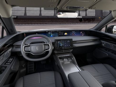 New 2026 Lincoln Nautilus Reserve AWD/4WD image 9