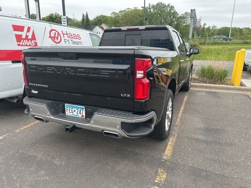 Used 2020 Chevrolet Silverado 1500 LTZ AWD/4WD image 7